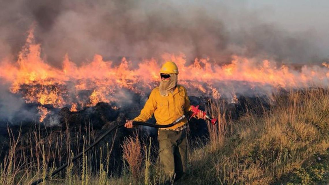 Unprecedented drought fuels devastating fires in Corrientes Province