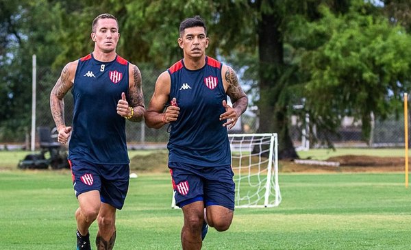 Uruguayos en Argentina: Polenta se desgarr&oacute; y no estar&aacute; ante River, debut&oacute; M&eacute;nd&eacute;z con Lema y hubo gol de Renzo L&oacute;pez